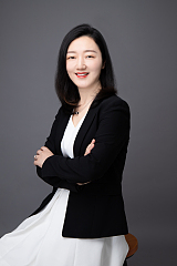 Ms. Vivian Yang